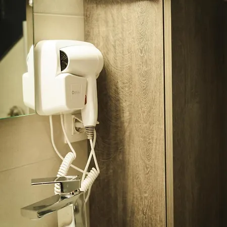 Empyrean Loft By Nexus, Next To Martiou Str And Shops, 10 Mins From Centre