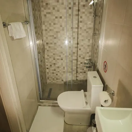 Modern Loft 10mins From Centre דירה